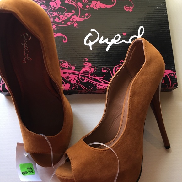 🕊Rust velvet Qupid heels - Picture 2 of 2